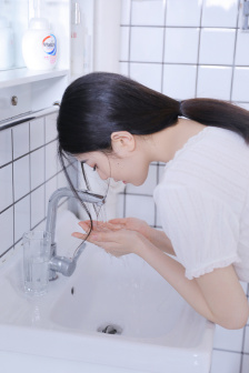 A级日本乱理伦片免费观看